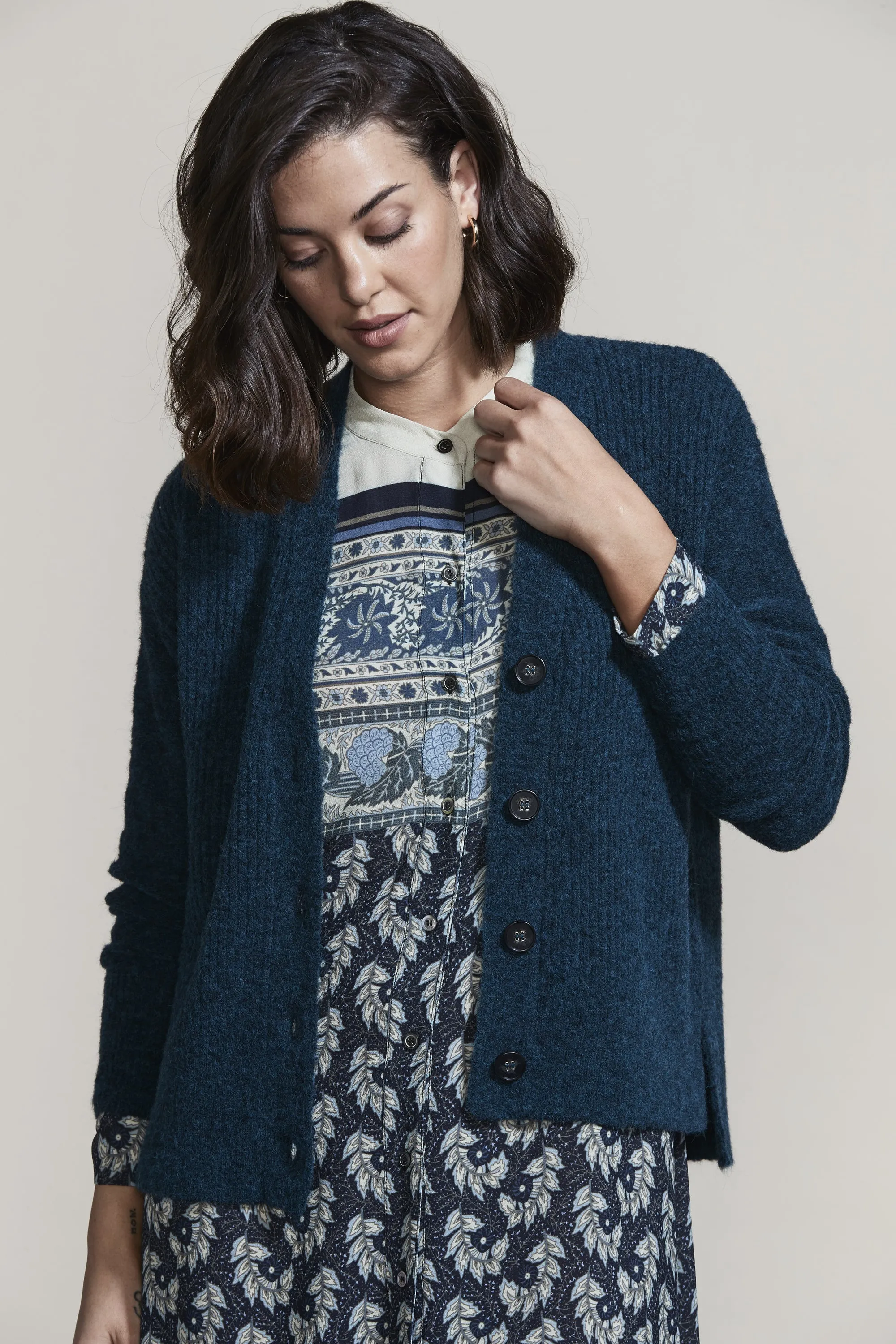 Mathews Cardi