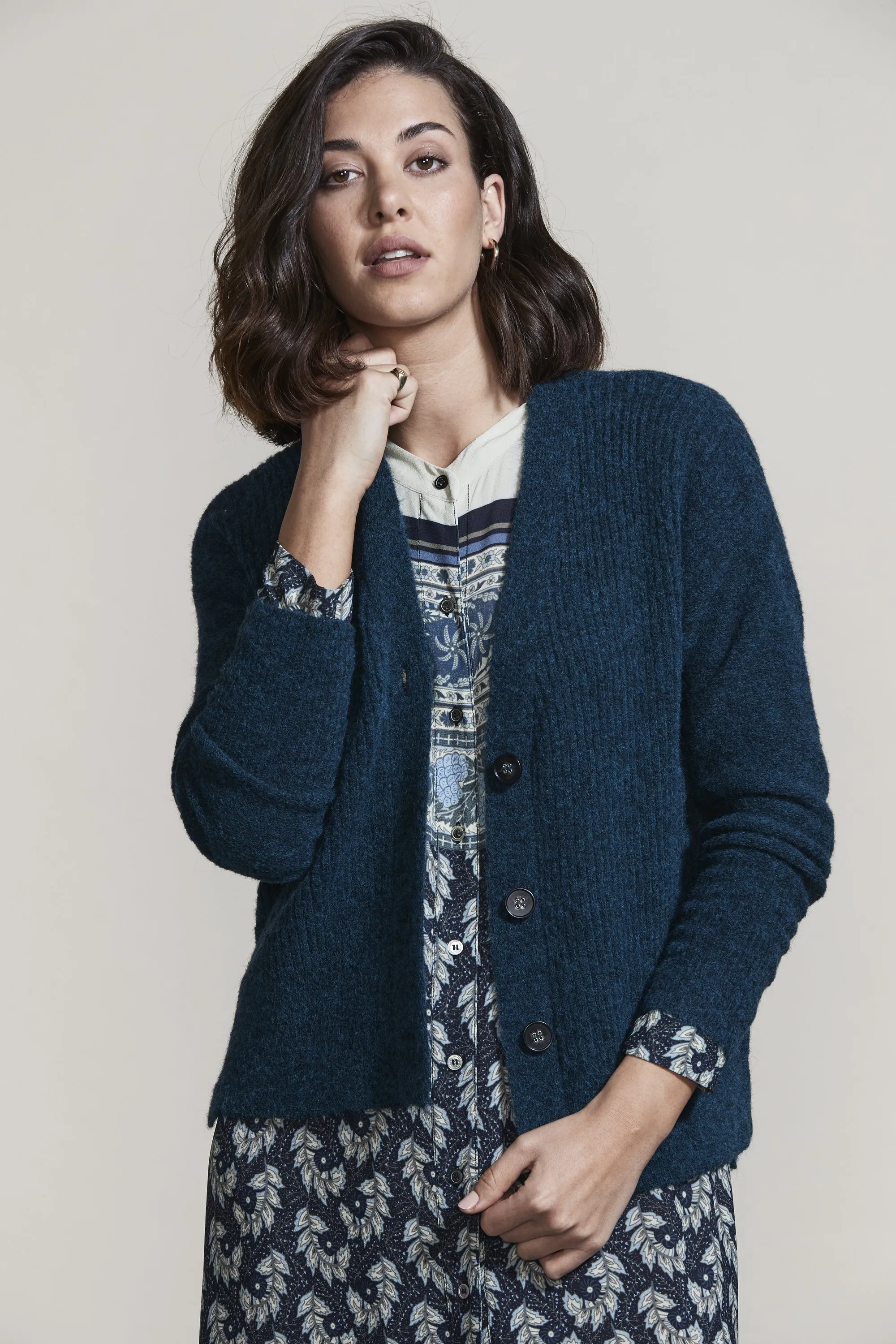 Mathews Cardi